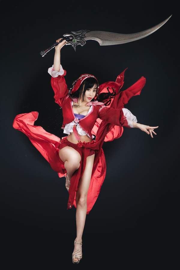 tcsl 小姐姐cos《fgo》女王斯卡哈 黑丝长枪英武魅惑