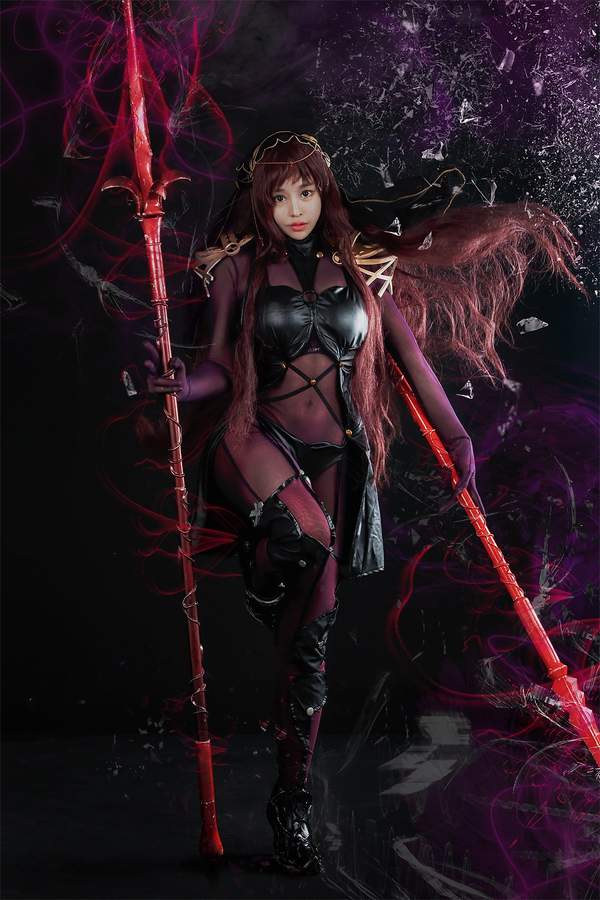 tcsl 小姐姐cos《fgo》女王斯卡哈 黑丝长枪英武魅惑