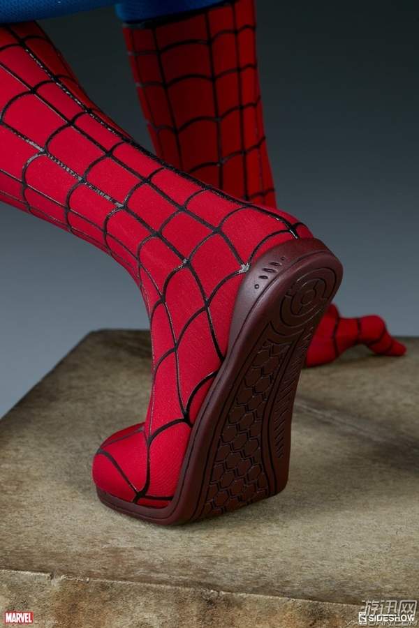 蜘蛛侠1/2雕塑公布 经典蹲姿造型,细节精致充满灵气