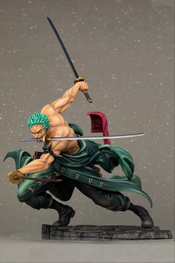 《海贼王》索隆三千世界手办 三刀流剑术帅气爆表
