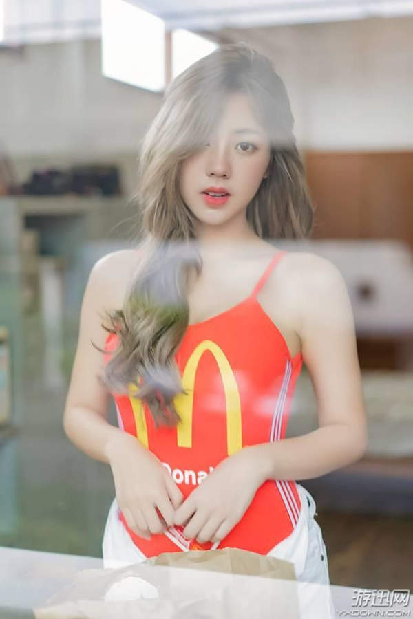 泰国顶级嫩模海量福利美照e罩杯的身材火辣到爆