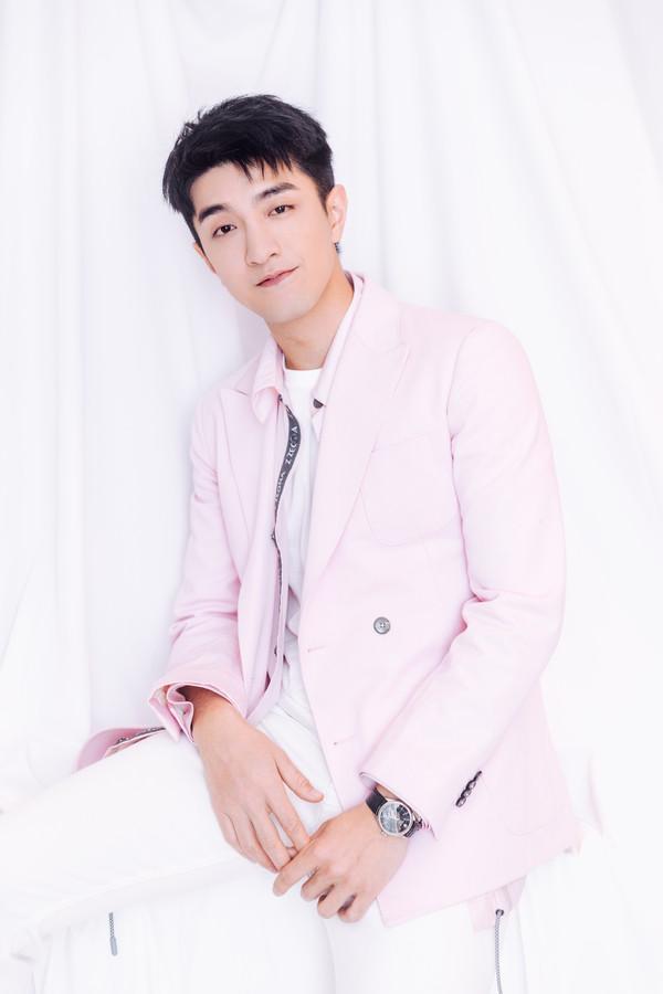 《摩范先生》带你认识不一样的金瀚