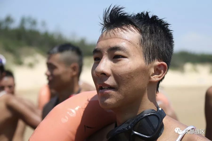 血脉贲张海训场上一大波肌肉猛男帅气来袭