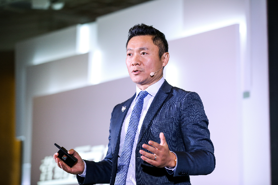 这份报告或许有答案