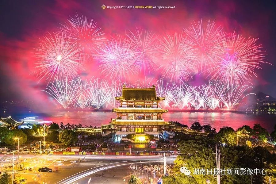 烟火人间丨长沙杜甫江阁 山川之美