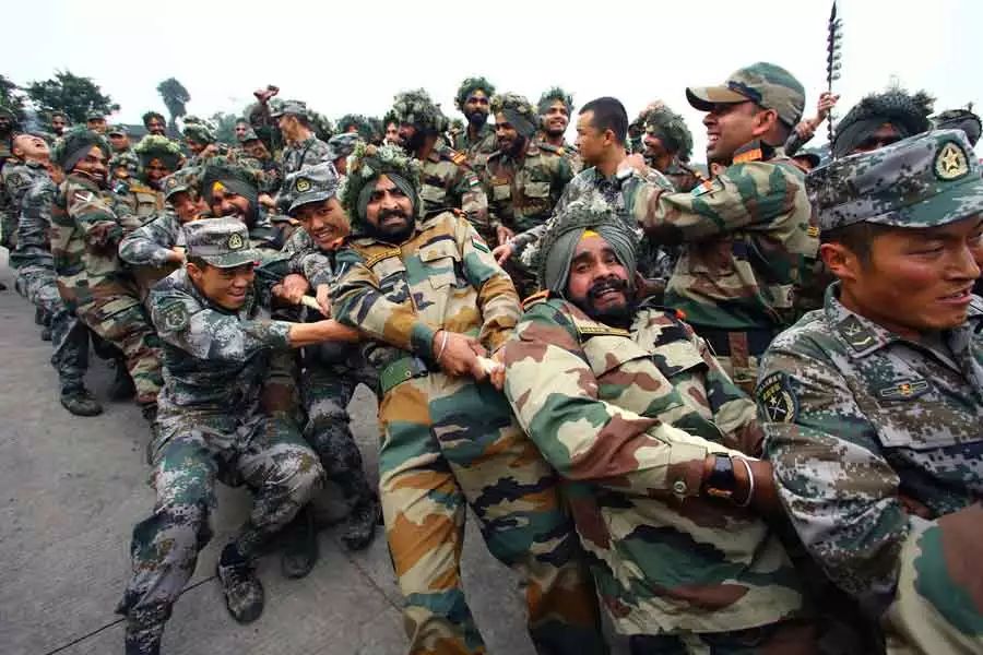 中印官兵演习间隙跳舞视频走红,获得印度网友上万点赞