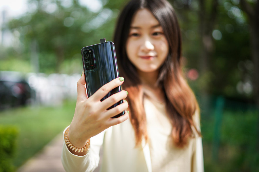 教你如何用荣耀x10手机拍出精致的人像照片