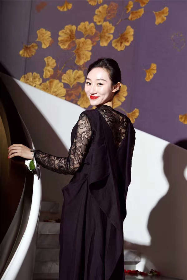 80后影视投资人王艺潼:用优雅的姿态打磨故事