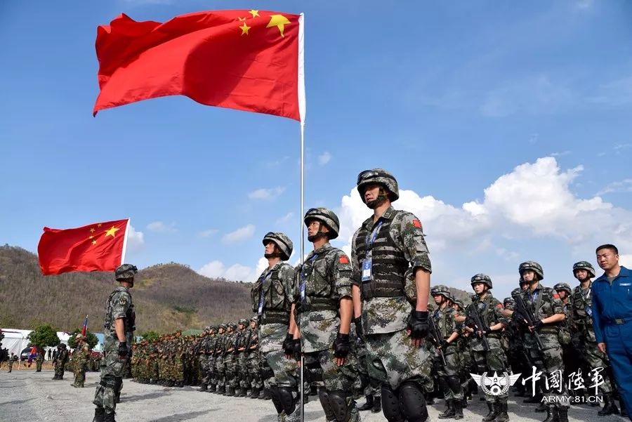 中柬"金龙-2018"反恐联合训练暨人道主义救援开训