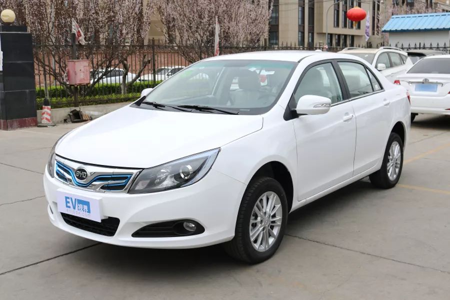 推荐智联畅享型 比亚迪e5 450购车手册