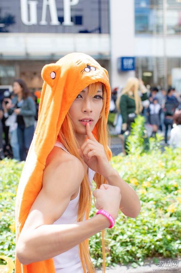 11区肌肉男cos干物妹小埋小埋大胸肌免费摸