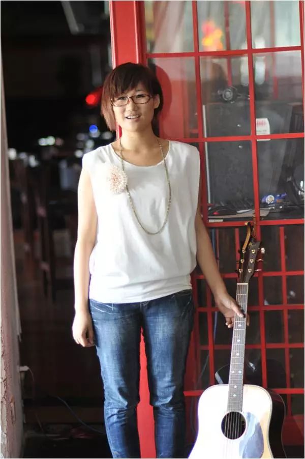 《974liveshow》周末直播带来古典吉他专场|鲁向卉|吉他|周华健_新浪