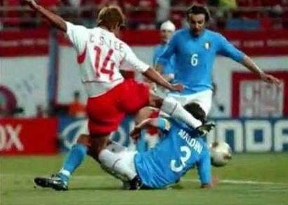 2002世界杯韩国的丑陋不会忘怀!意大利80岁老