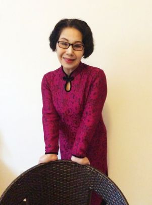 赵吟秋,豫剧表演艺术家,师承豫剧大师陈素真,主工青衣,闺门旦.