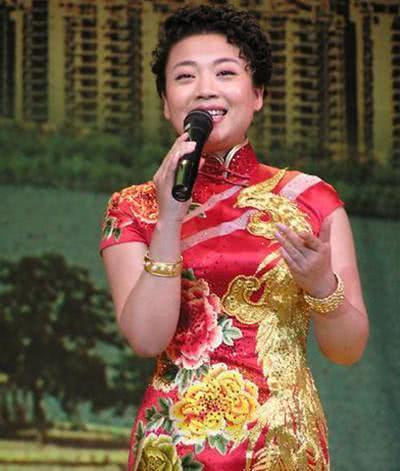 上过春晚二十多次的歌唱家张也近照曝光,51岁的她还在教音乐|吉祥颂