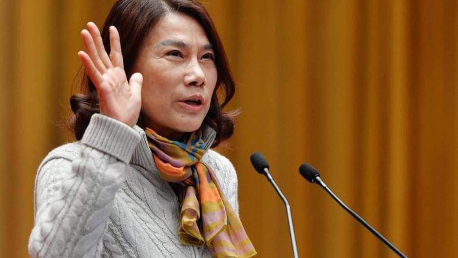 董明珠:格力2018年税后净利至少260亿 收购银