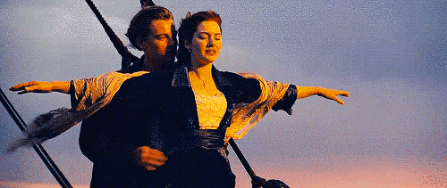 自带奢华高贵的质感,最早供给欧洲皇室专享,《泰坦尼克号》里,jack和