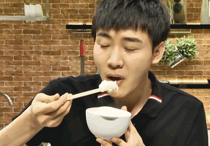 一碗没有任何配菜的白米饭,让人吃到停不下来!