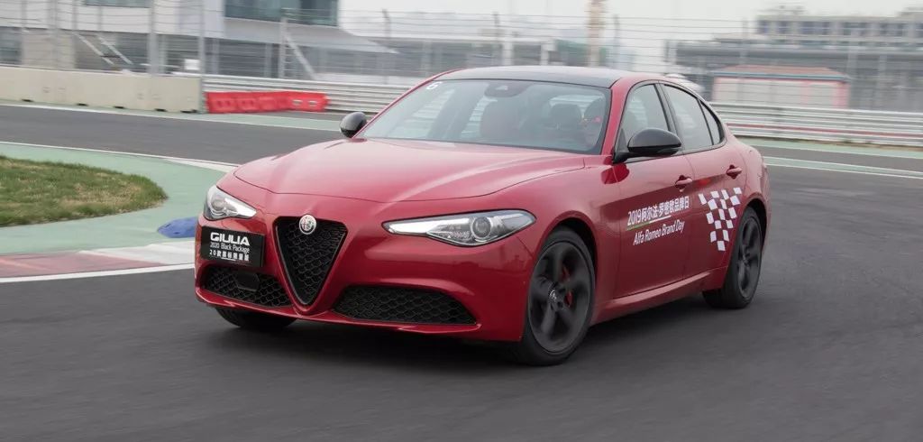 意大利原装血统，阿尔法·罗密欧Giulia/Stelvio 2019款正式上市！