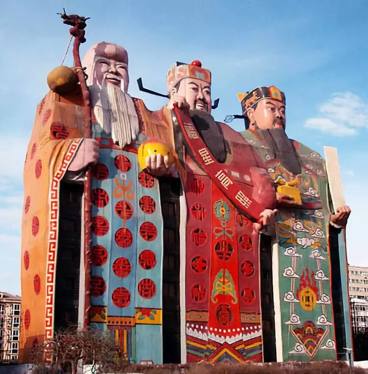 亮瞎眼的中国奇葩建筑图片