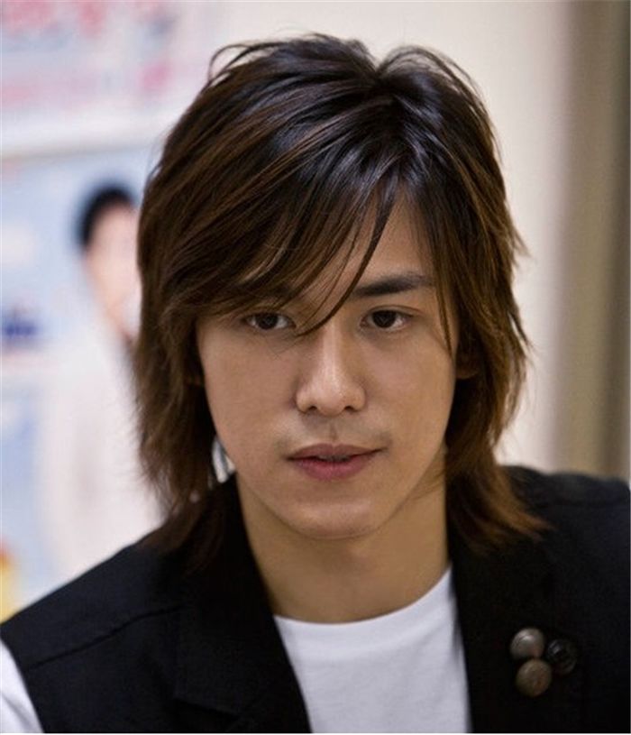 《大灌篮》中周杰伦的情敌萧岚.