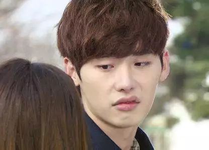 抖音网红随便一个小视频点赞10000+?研究了3