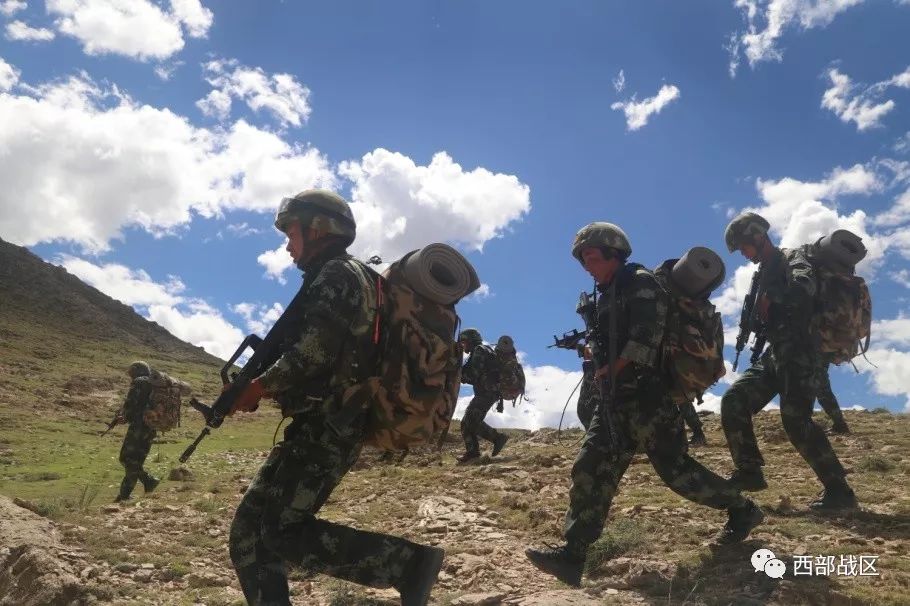 逆战来袭 谁与争锋——直击武警西藏总队日喀则支队"魔鬼"极限训练