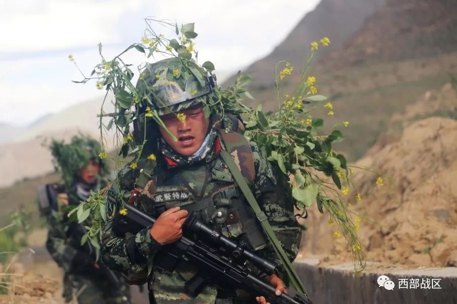 逆战来袭 谁与争锋——直击武警西藏总队日喀则支队"魔鬼"极限训练