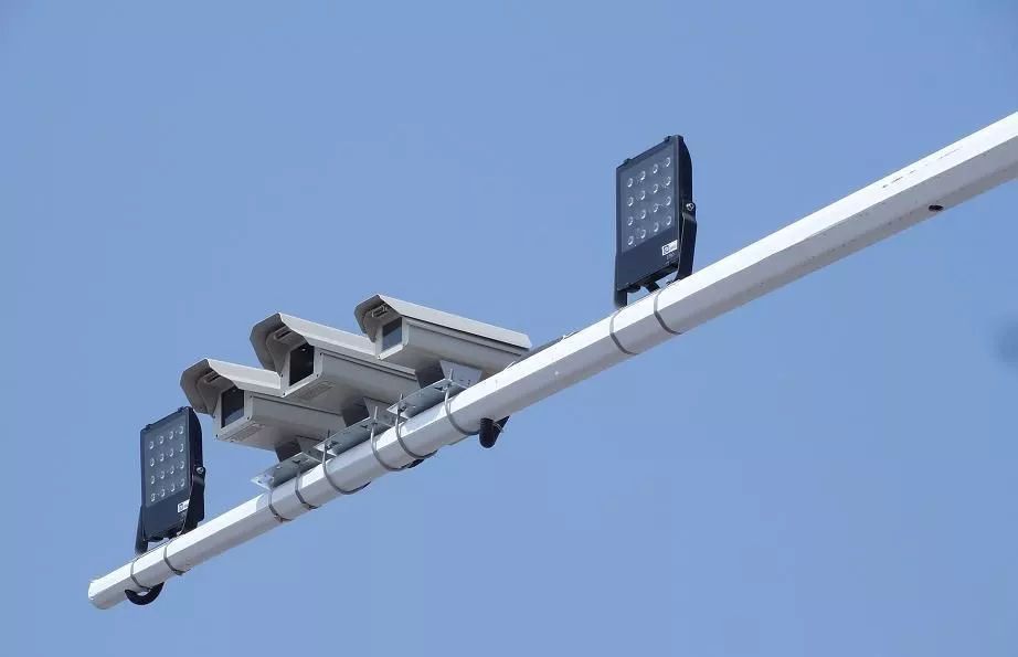 这新增的81套电子眼 都分布在哪里? 是不是你经常走的路?