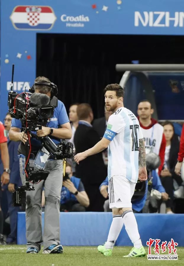 足球场外围防护网介绍:扎心了!天台已给阿根廷