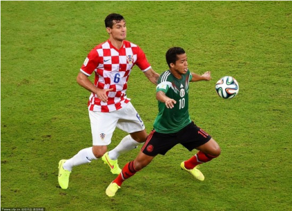 8名墨西哥国脚世界杯前再曝性丑闻 昔日小罗接班人成召妓惯犯