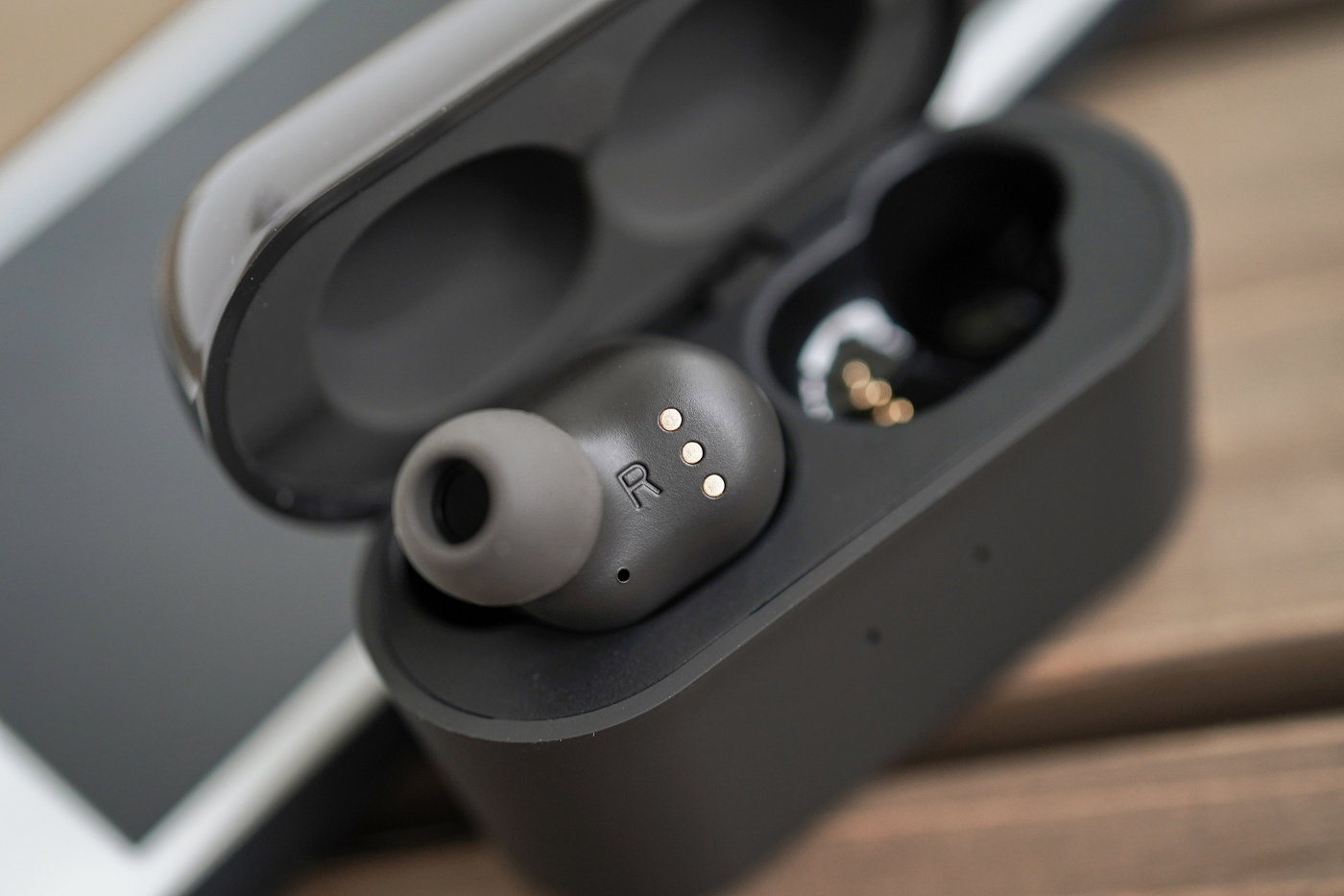 什么才是好的真无线蓝牙耳机jeetair来告诉你