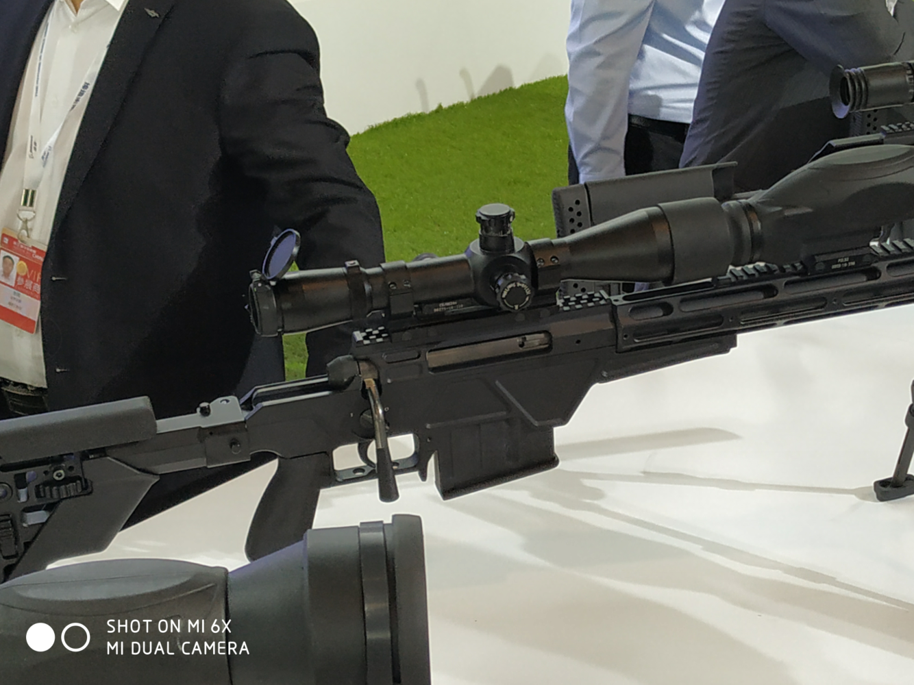 敢于紧盯强敌敢于超越强敌北方新型86毫米狙击枪