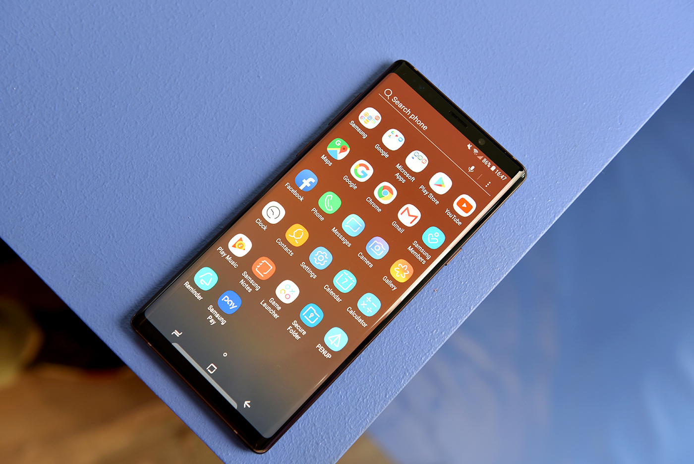 至于配置方面,三星galaxy note9依旧是exynos9810与骁龙845的双平台