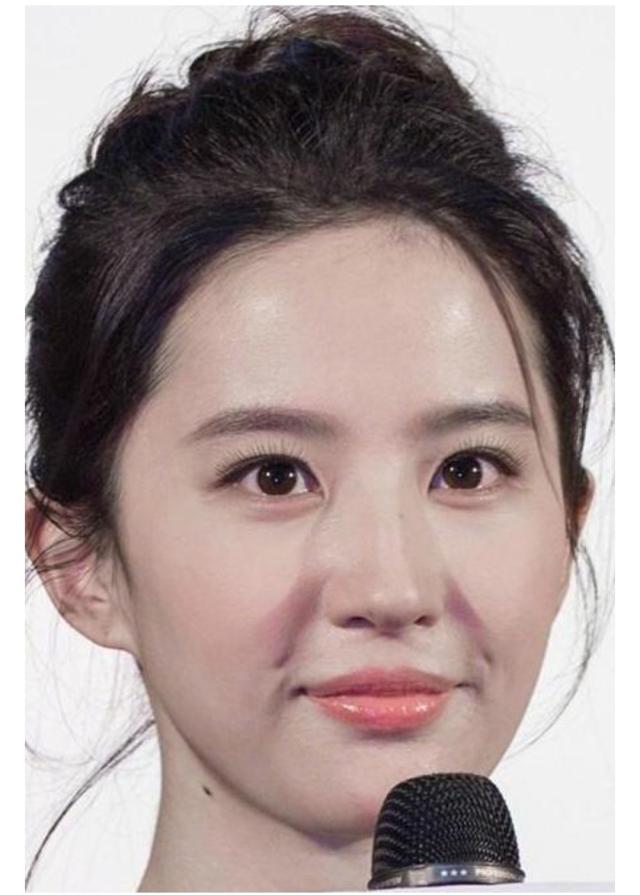 无ps镜头下,ab法令纹比李冰冰还深,刘亦菲的嘴巴像刚吃了芝麻糊