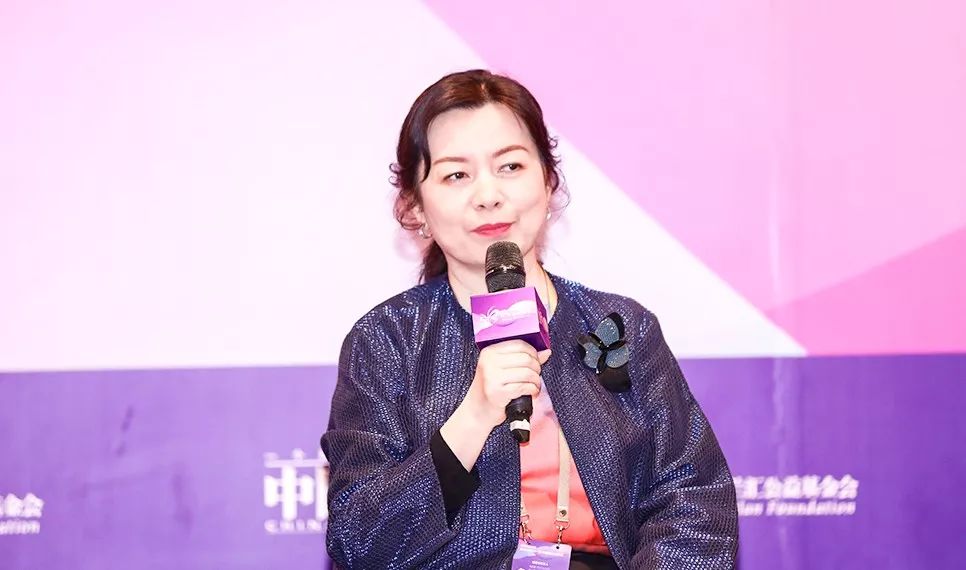 职业蛙卢明霞解码00后为何他们最想做主播