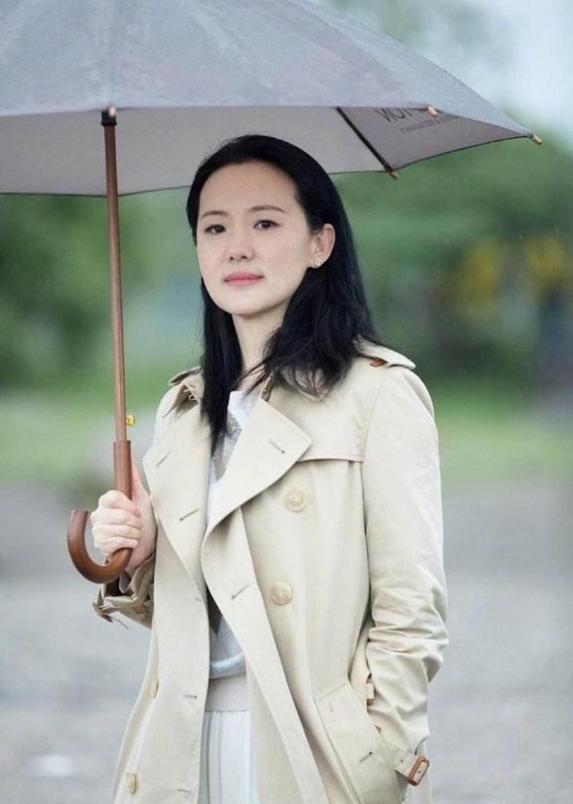 都知道咏梅得影后,却没人知道她年轻时多美,她老公才是真正大咖