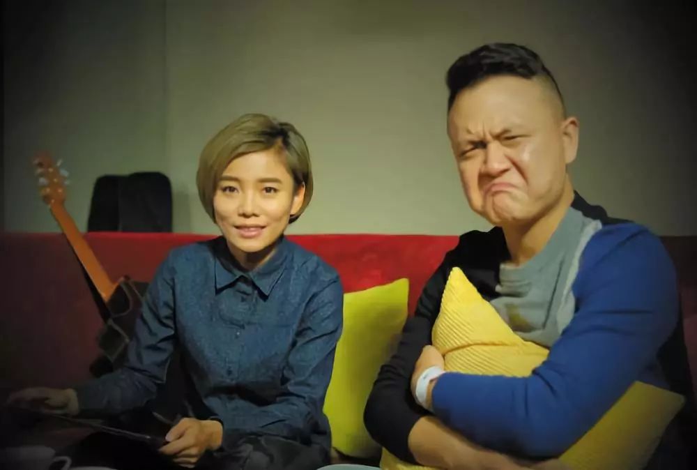 从1984到1994,唱出了每个人对童年时父亲的回忆,许飞的《父亲写的散文