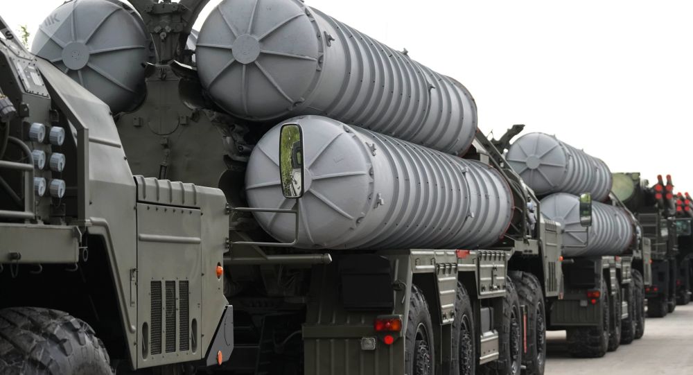 　　S-400防空导弹 图 俄罗斯卫星通讯社