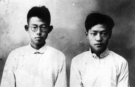 触摸觉新棠棣之华巴金的两位哥哥在川出版