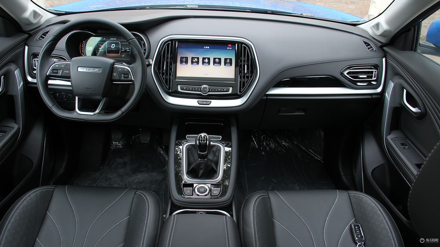 空间超乎想象奇瑞捷途x70静态实拍解析