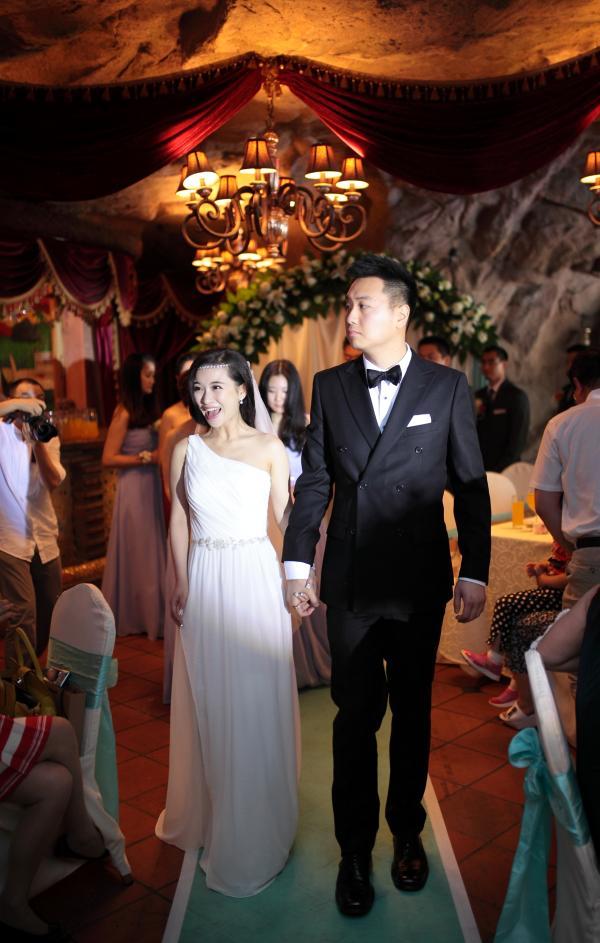 婚礼上的廖智我们认识很快,彼此就认为是要找的那个人,很确定有同样