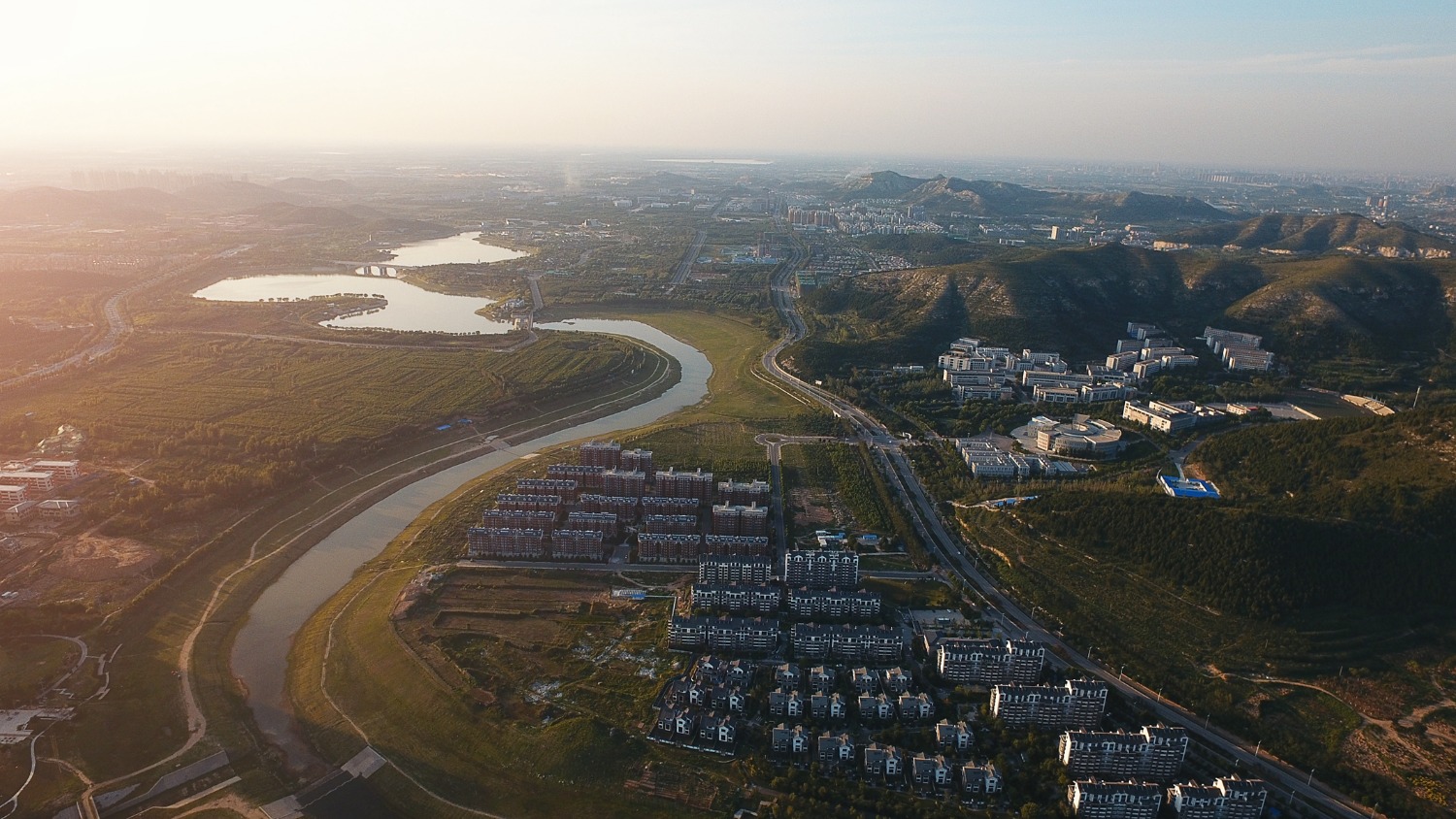 外接s103内借r1线济南长清大学城将塑山水知识城