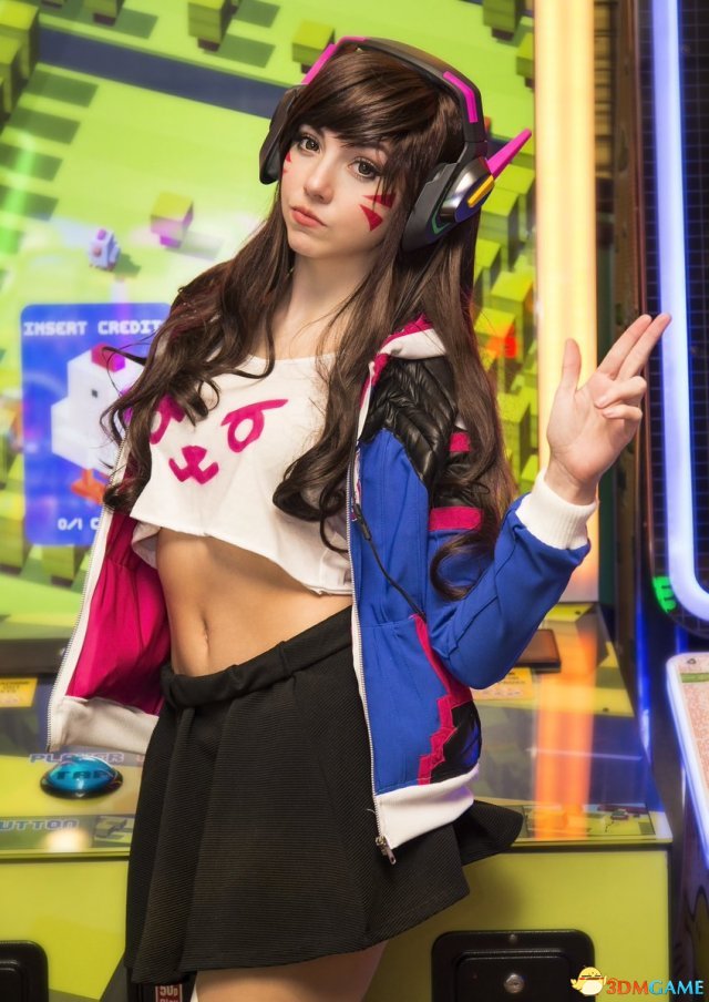 英国美少女《lol》瑞文神级cos 官方点赞分享