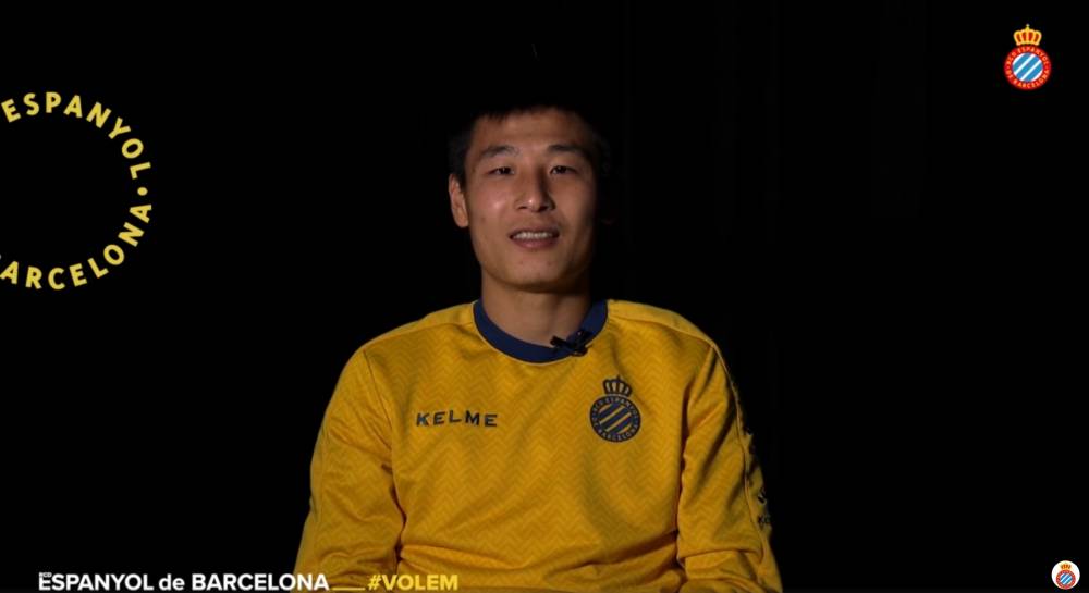 武磊:在巴塞罗那逛街会被认出 很喜欢这座城市