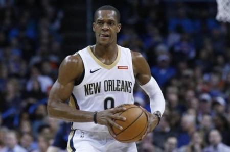 隆多职业生涯季后赛第 2 次得到至少 20 分 10 助攻 5 抢断