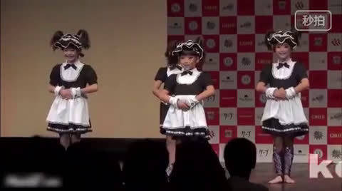 日本小学生恐怖萝莉诡异舞蹈，看完后我惊呆了!_手机新浪网