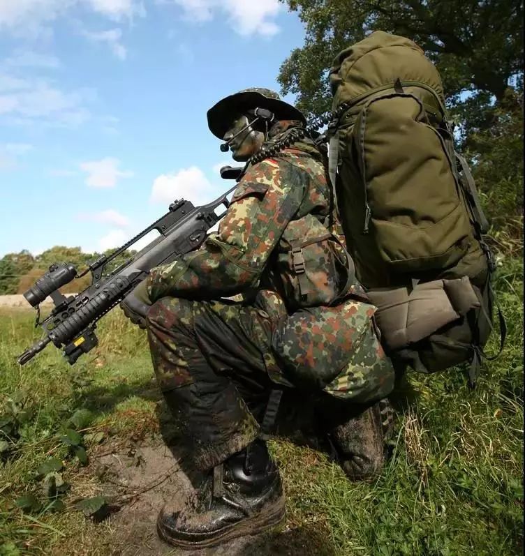 他1个人摧毁1500多辆坦克军车斯大林悬赏10万要他命