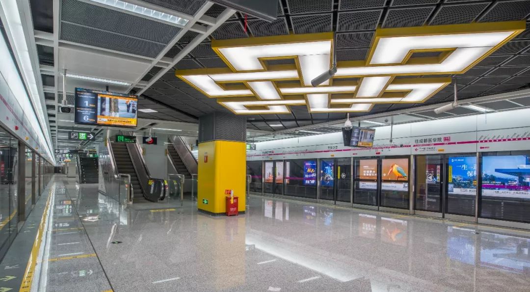 高清图来了成都地铁3号线二三期车站正式亮相82分钟从双流抵拢新都