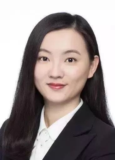 顾萌在第八,九,十届中国最佳期货经营机构暨最佳分析师评选中,获得"